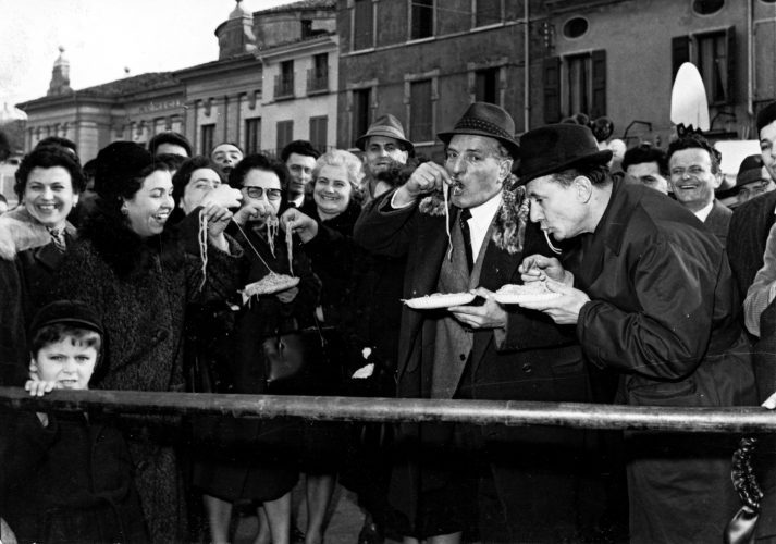 si mangia con le mani 1960